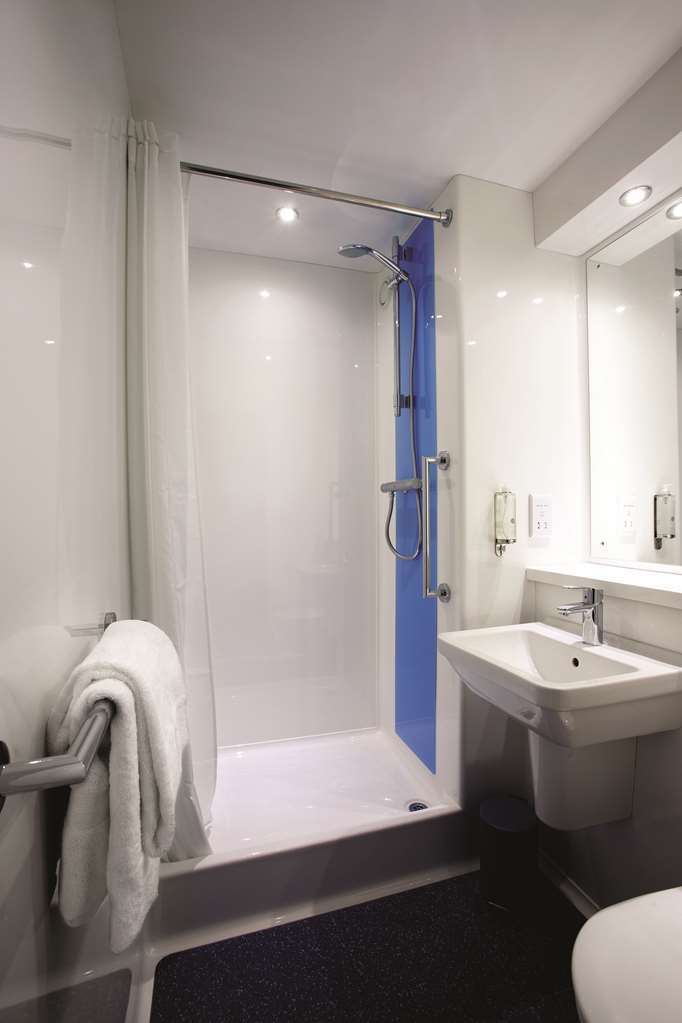 Travelodge 德罗伊特威奇 客房 照片