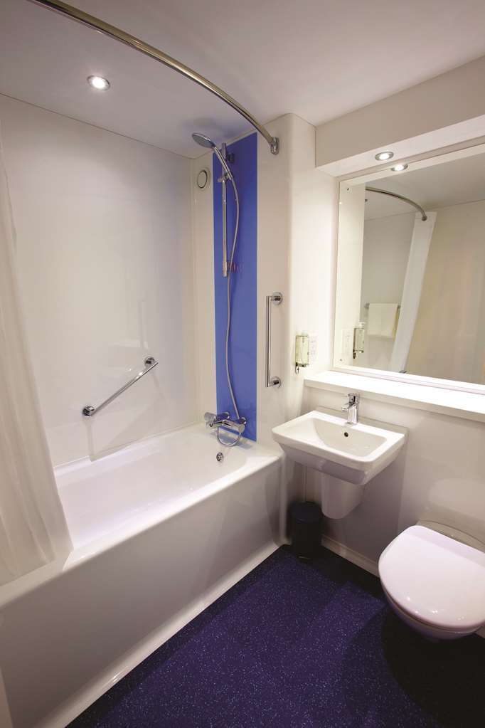 Travelodge 德罗伊特威奇 客房 照片
