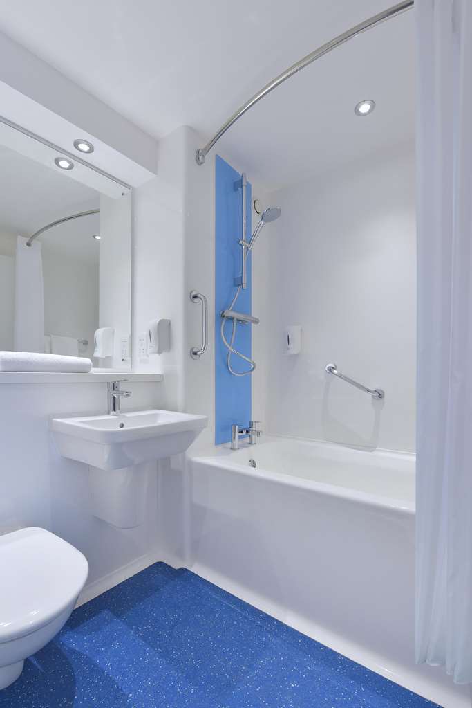Travelodge 德罗伊特威奇 客房 照片